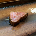 寿司栄 - マグロのすなずり