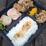 ハッピー弁当 - 鶏唐揚げ弁当