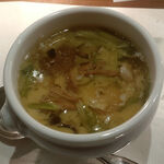 ビストロ　アギャット - 秋田県産天然木の子（ムキタケ　ユキノシタ　クリタケ　ホウキ茸）天使の海老　アワビ　帆立　美桜鶏　堀米セリのフラン