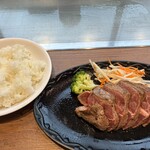 メガインディアンズ ステーキハウス - 