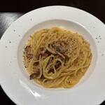 深夜洋食 羽 - カルボナーラ