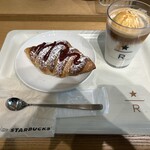 スターバックス リザーブ(R) カフェ - 