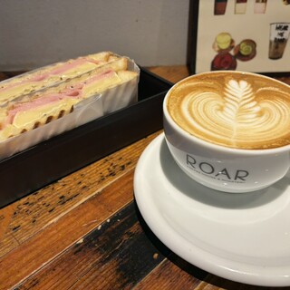 ロアーコーヒーハウス&ロースタリー_1