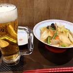 大阪王将 - 生ビール(中)400円