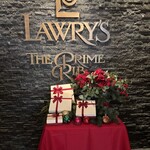 ロウリーズ・ザ・プライムリブ - 