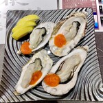 すしと串カツ酒場 うおみ - 焼き牡蠣