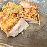 鳥樹 蒲田店 - ももたたき断面