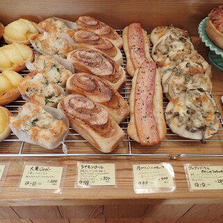 ノトヒバカラ ベーカリー_1