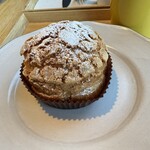 Pâtisserie TAK. - 充填したてシュークリーム