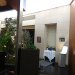 タテル ヨシノ ビズ  - 