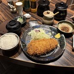 勝烈亭 新市街本店 - 