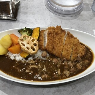 カレーハウス ピヨ_1