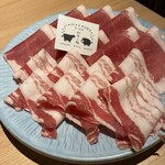 しゃぶしゃぶ すき焼き 食べ放題 和牛と豚 本町店 - 