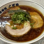 らーめん くぼ田 - 醤油チャーシューメン大盛り　1,400円(税込)