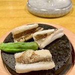炉ノ鳥 - 〈穴子の溶岩プレート焼き〉
