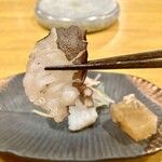 炉ノ鳥 - 〈生ダコの藁炙り〉