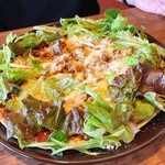 CAFE＆BAR SUNNY PLACE - タコミートピザ