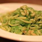 ラ・ヴェーナ・デル・レンニョ - 「北海道産鱈の白子と葱、白菜、春菊のペーストのリングイネ」1,700円