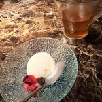 Shangri-La's secret - 