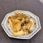 Ishibashi - キノコのニンニク醤油炒め