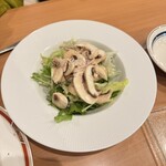 タパスランド ソレイユ - マッシュルームとエシャロットのサラダ