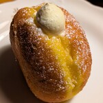 UNI DONUTS - 料理写真:カスタードホイップ