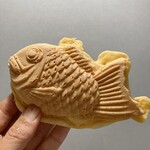 蛸家 くるり - 料理写真:クリームチーズたいやき。170円は安い