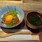 離島百貨店 - 寒シマメ(スルメイカ)肝醤油漬け丼