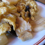 Honkon Tei - 豚肉とキクラゲと玉子炒め