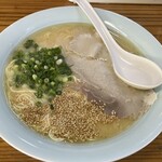 長浜ラーメン大吉 - 料理写真:
