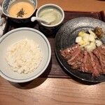 仙台牛たん 青葉 - 料理写真: