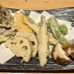 こけら - 旬の野菜と魚の天ぷら