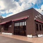 一夜城 ヨロイヅカ・ファーム - 外観