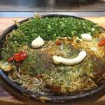 広島お好み焼き 弘々家 - 贅沢６種盛り麺２玉