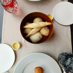 IL RISTORANTE TOKYO - 6,050円のコース料理の一部(焼きたてパン)到着時