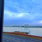 IL RISTORANTE TOKYO - 席からの景色(多摩川河口方面)