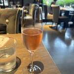 TAVERN by the green - ノンアルだとジンジャエール