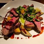 TREES イタリアン アンド バーラウンジ - 