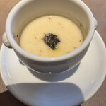 TAVERN by the green - トリフ入りのスープ