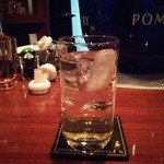 Bar 高橋 - 白洲水割り