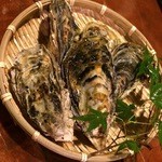 にこまん馬 - 牡蠣小屋