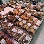 おっ母さん食品館 - 店内