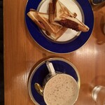 炭火焙煎珈琲・凛 - 