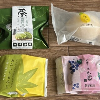 小谷サービスエリア(上り線)ショッピングコーナー_0