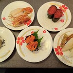 にぎりの徳兵衛 - ほっき貝　ぼたん海老　いくら　八角　生雲丹