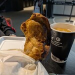 PLAYER'S KITCHEN - スパイス香る骨付きチキンとハイボール♪