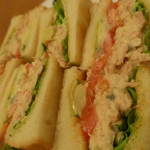 サンドイッチハウスペアバルーン - ツナと野菜がたっぷり