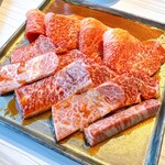 焼肉わらびホルモン 肉将軍 - 