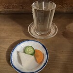 源氏 - 一杯目の肴 ぬか漬け