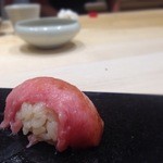 鮨 心白 - 【握り】大とろ（高知）（2014.12.15）